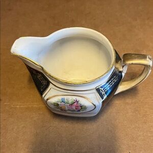 Elegant Floral Porcelain Creamer Noritake